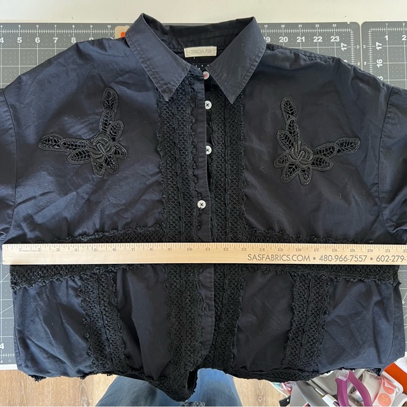 Tricia Fix for re_nuuly upcycled Black Lace Trim Button-Up Shirt sz M - Picture 10 of 12